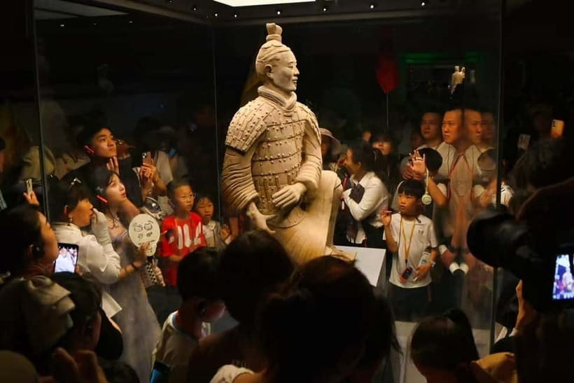Xi'an:Terracotta Army Museum Walking Tour with Entry Tickets - Pick the right version of the visit