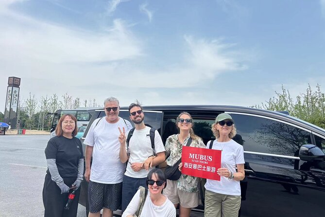 Xi'an: Terracotta Warriors All-Inclusive Bus Tour with Lunch - Crowds, Golden Week, and the real pace of the day