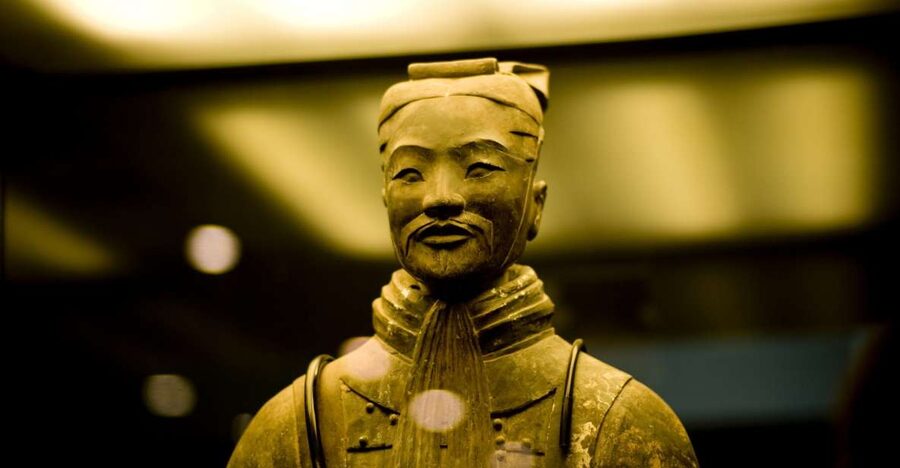 Xi'an Terracotta Warriors and City Wall Private Day Tour - Key points to know before booking
