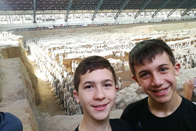 Xi'an Terracotta Warriors and Jingdi Tomb Private Tour - Who will enjoy this Xi’an day most?