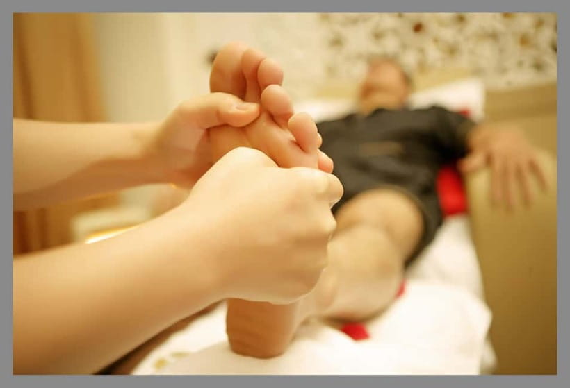 Xi'an: Traditional Chinese Massage or Spa with Meal - Option 2: 60 minutes split between feet and body