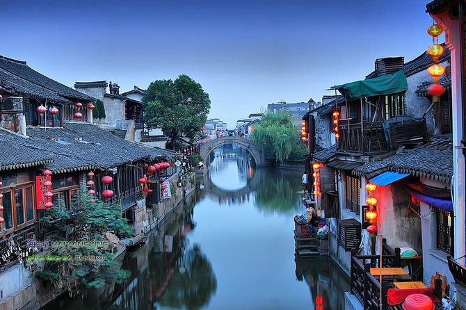 Xitang Water Village Sunset Tour with Riverside Dining Experience from Shanghai - Fruit and flower wine tasting in Xitang