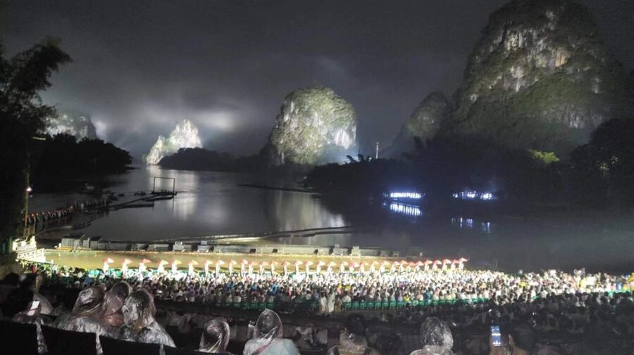 Yangshuo: Impression Liusanjie Show Ticket - The 7:00 PM theater arrival and check-in