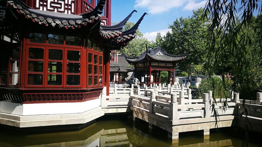 Yu Garden Shanghai Entry Tickets Booking And Trip - Inside Yu Garden, look for changing views