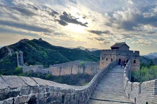 ZANBUS: Trip to the Jinshanling Great Wall Departing at 7:30 AM - Route two: the 3.5-hour photographers’ route
