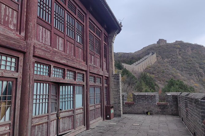 ZANBUS: Trip to the Jinshanling Great Wall Departing at 7:30 AM - What the included price really covers