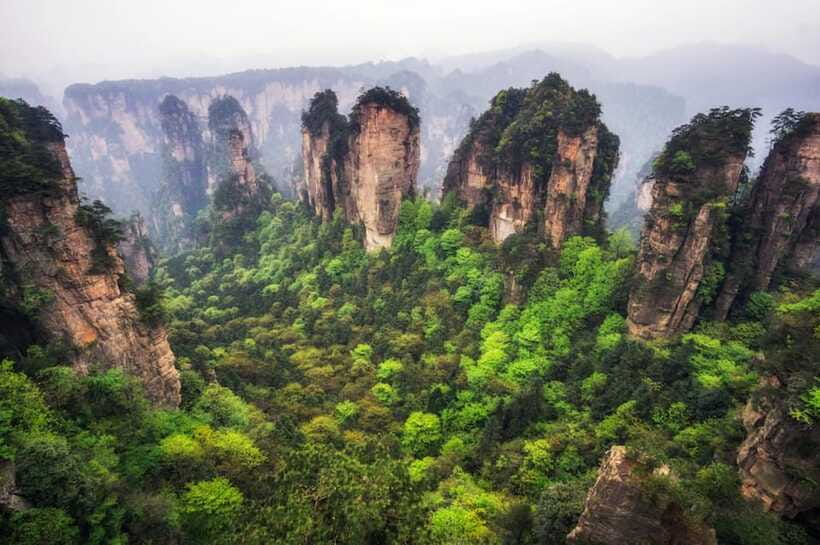 Zhangjiajie: 2-Day Highlights Tour w/Glass Bridge &Cable car - Tianmen Cave and the 999 steps