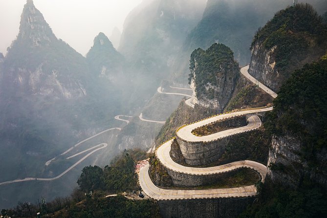 Zhangjiajie Tianmen & Glass Bridge Private All-Inclusive Tour - The 28-minute cable car ride
