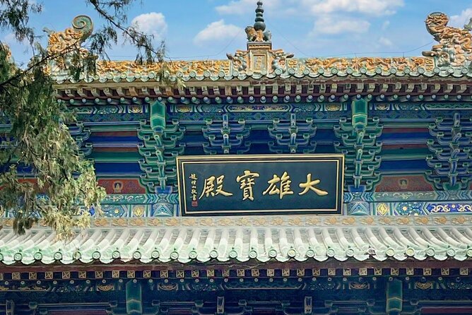 Zhengzhou Private Day Tour to Shaolin Temple and Longmen Grottoes - What makes Longmen Grottoes different