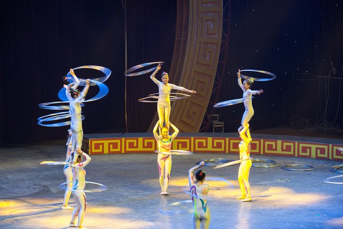 Zhujiajiao Private Day Tour and Shanghai Acrobatic Show - Walking through 1,700 years of Zhujiajiao