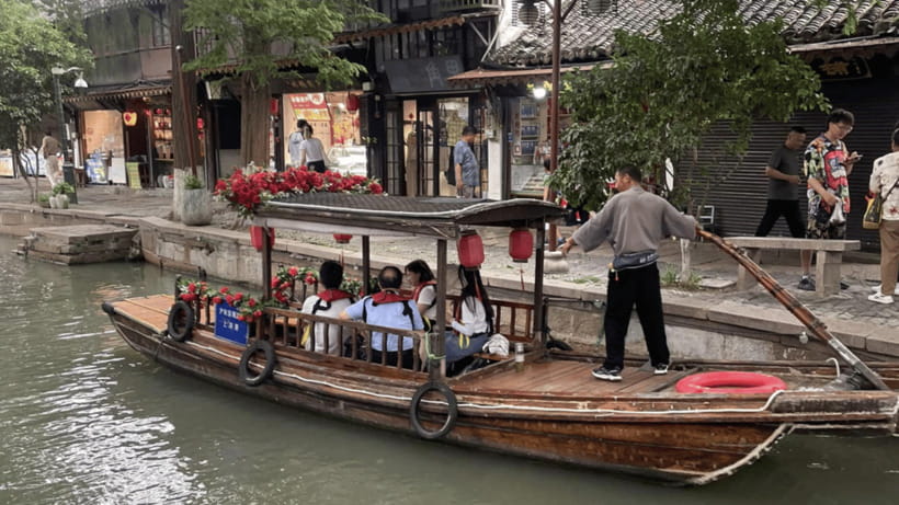Zhujiajiao & Shanghai:Small Group Tour Water Town to Skyline - Zhujiajiao: 2.5 hours among canals and old bridges