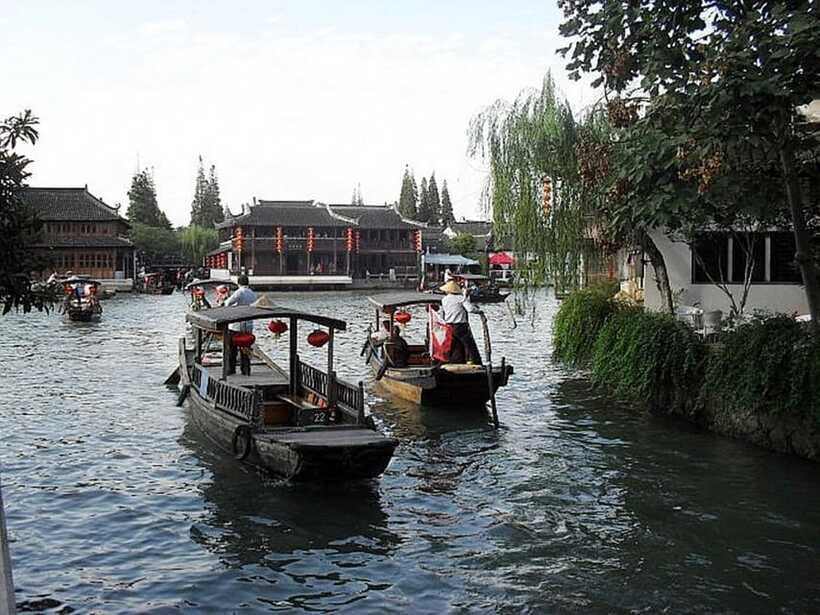 Zhujiajiao Water Town Private Tour with Night River Cruise - Dinner designed around your preferences