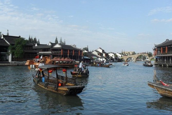 Zhujiajiao Water Town Self-Guided Tour with Private Transfer from Shanghai - Arrival at the ancient town